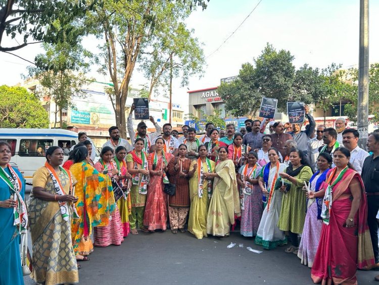 राष्ट्रवादी महिला काँग्रेसचा ब्रीजभूषण सिंह यांच्या विरोधात कँडल मोर्चा