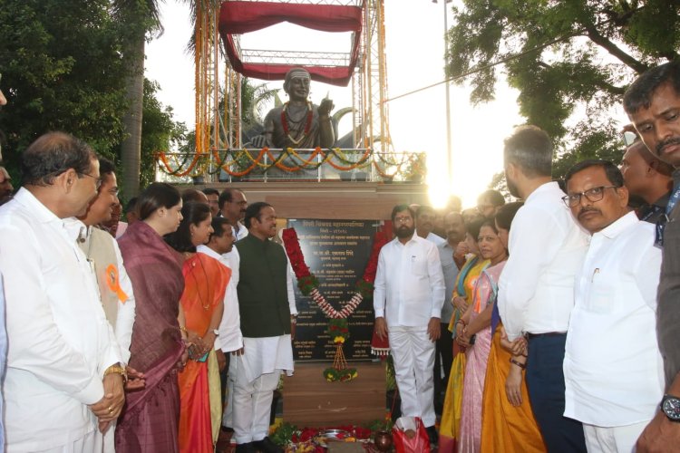 निगडी येथे महात्मा बसवेश्वरांच्या पुतळ्याचे मुख्यमंत्री एकनाथ शिंदे यांच्याहस्ते अनावरण