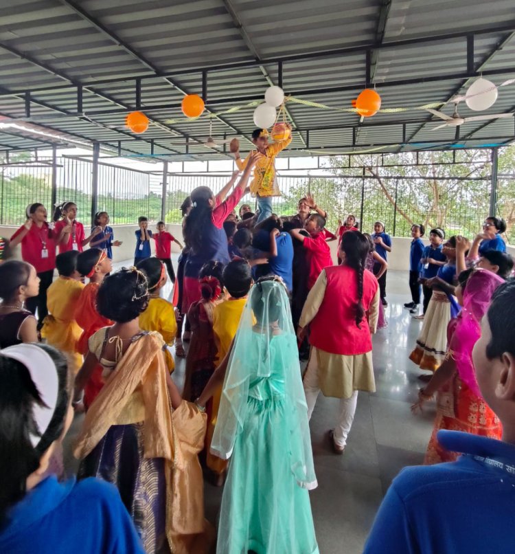 'गोविंदा आला रे आला'च्या जल्लोषात अरविंद एज्युकेशन सोसायटी प्रशालेत दहीहंडी साजरी