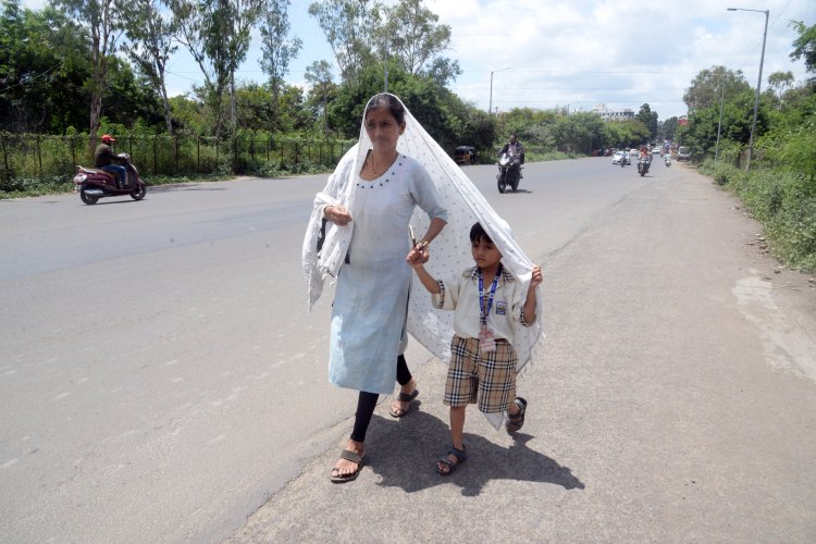 'ऑक्टोबर हीट'चा चटका; दाट धुके, कडक ऊन, नागरिक हैराण